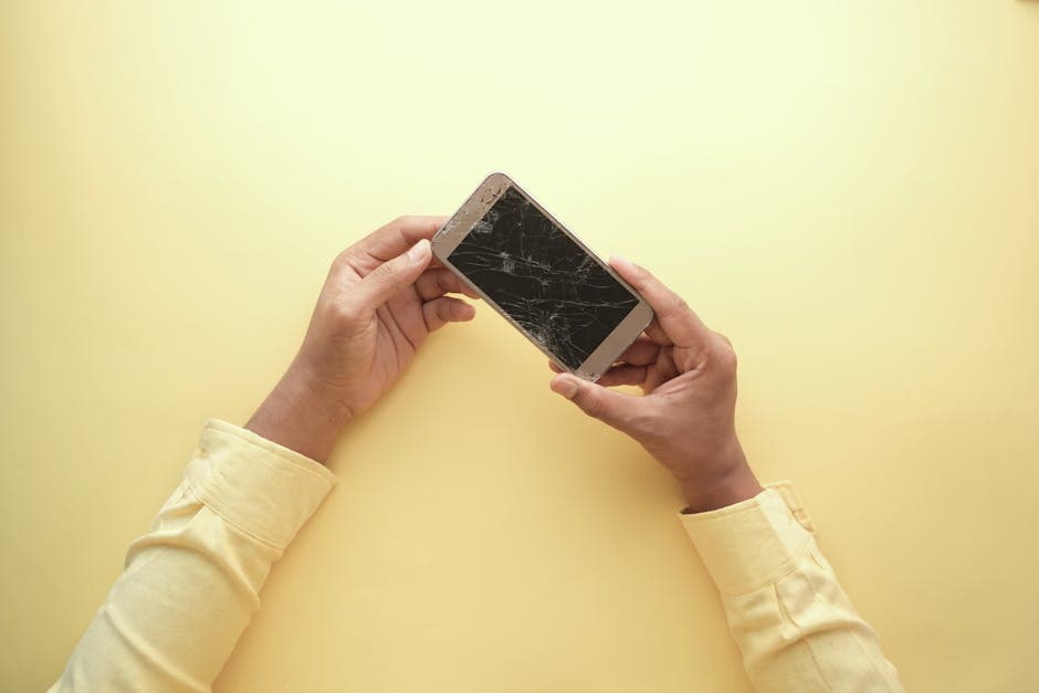 iPhone 13 Pro 綠屏問題完整解決指南|韌體 vs 硬體判斷